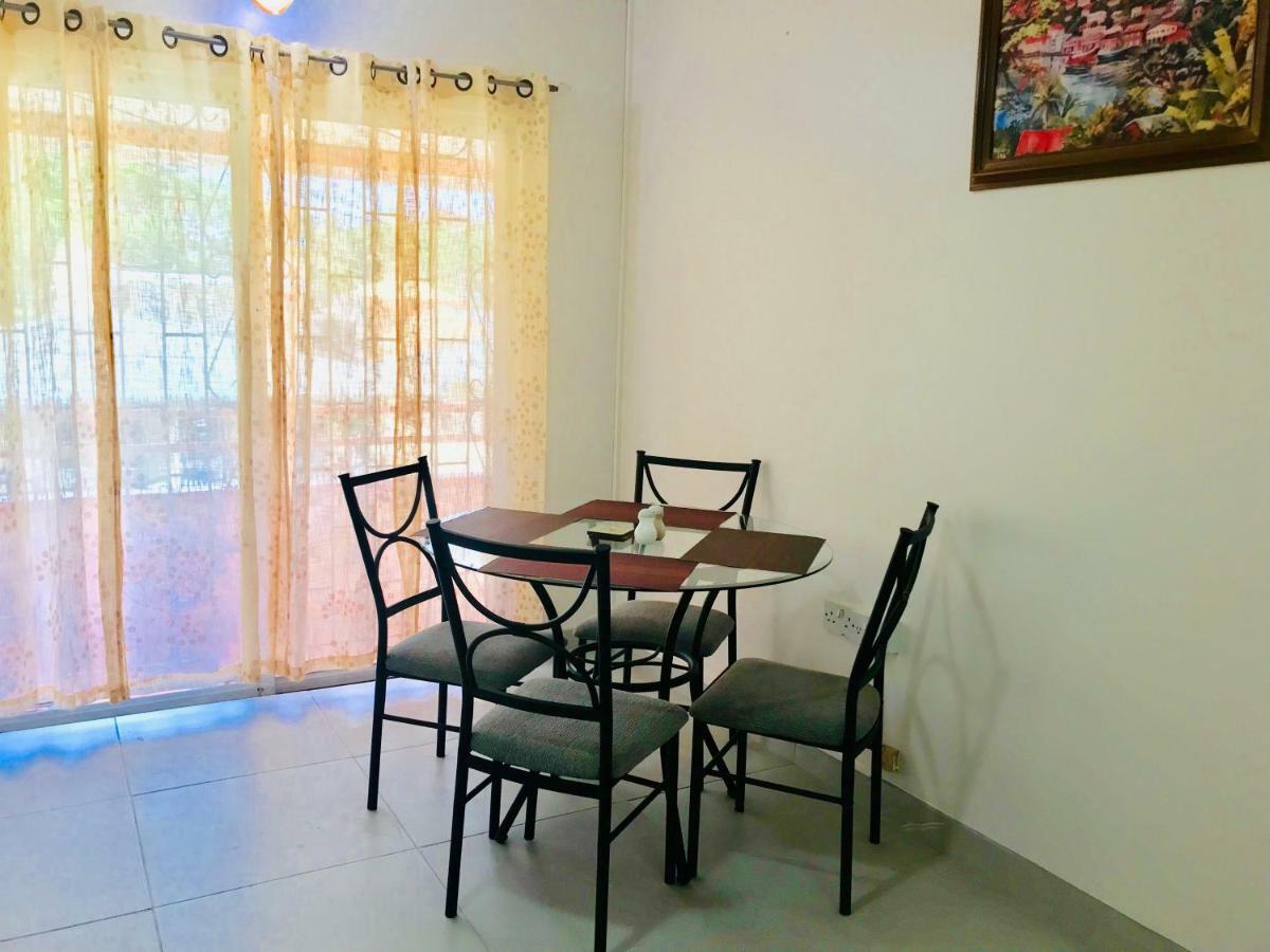Bougainvillea Apartments St. George's Buitenkant foto