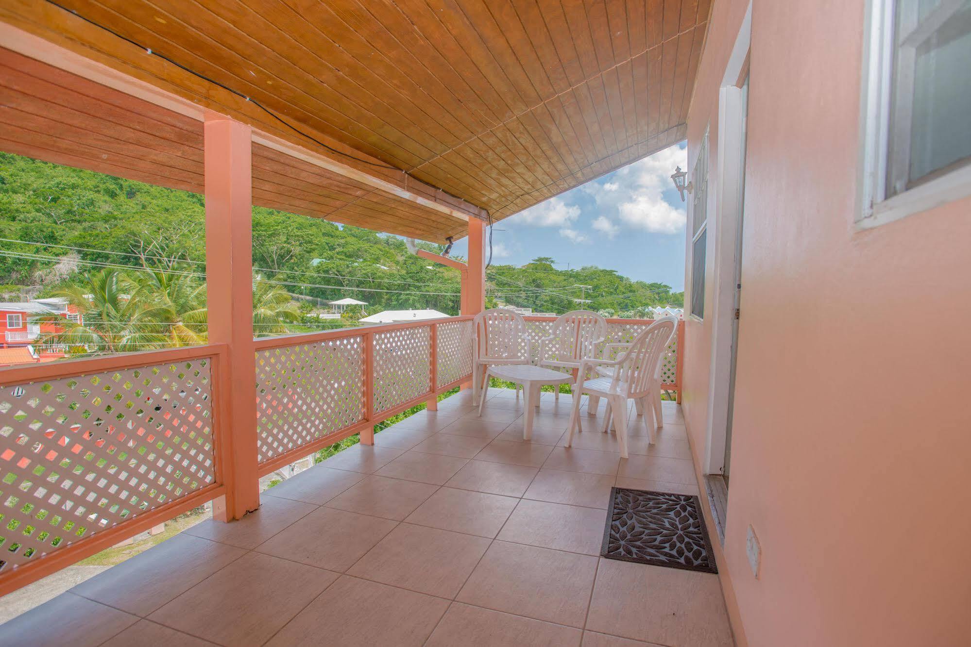 Bougainvillea Apartments St. George's Buitenkant foto
